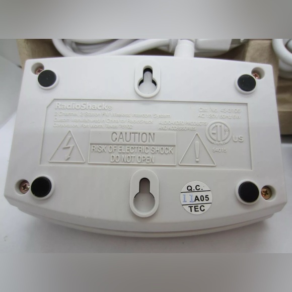 Radio Shack FM Wireless Intercom System Station 43-3106 Single Unit Pre-owned - Picture 6 of 8